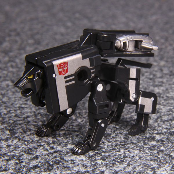 New MP1516 E Cassettebot Vs Cassettron Images   Masterpiece Enemy Wingthing Stripes Nightstalker  (12 of 13)